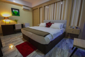 Отель Golfview Hotel and Suites  Ikeja